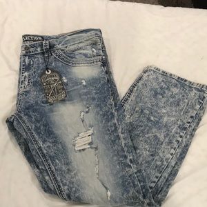 Affliction size 40 men’s NWT paid $100